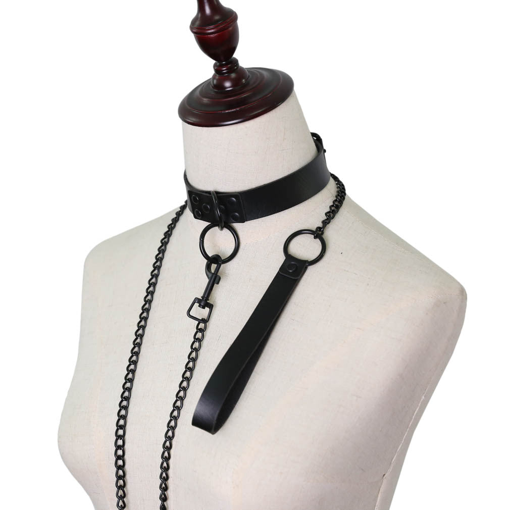 NoirBond Collar Chain.
