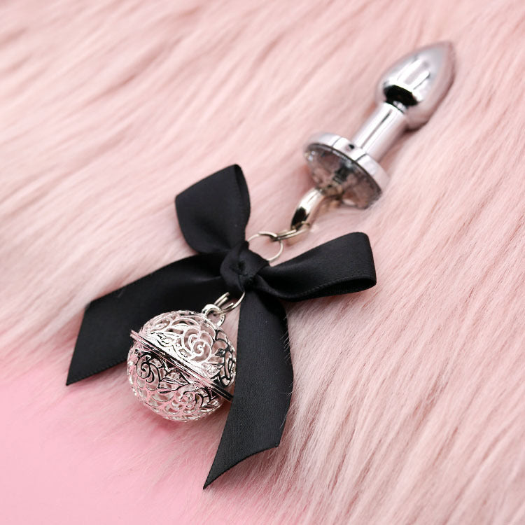 Aurum Allure Vibrating Nipple Clamps.