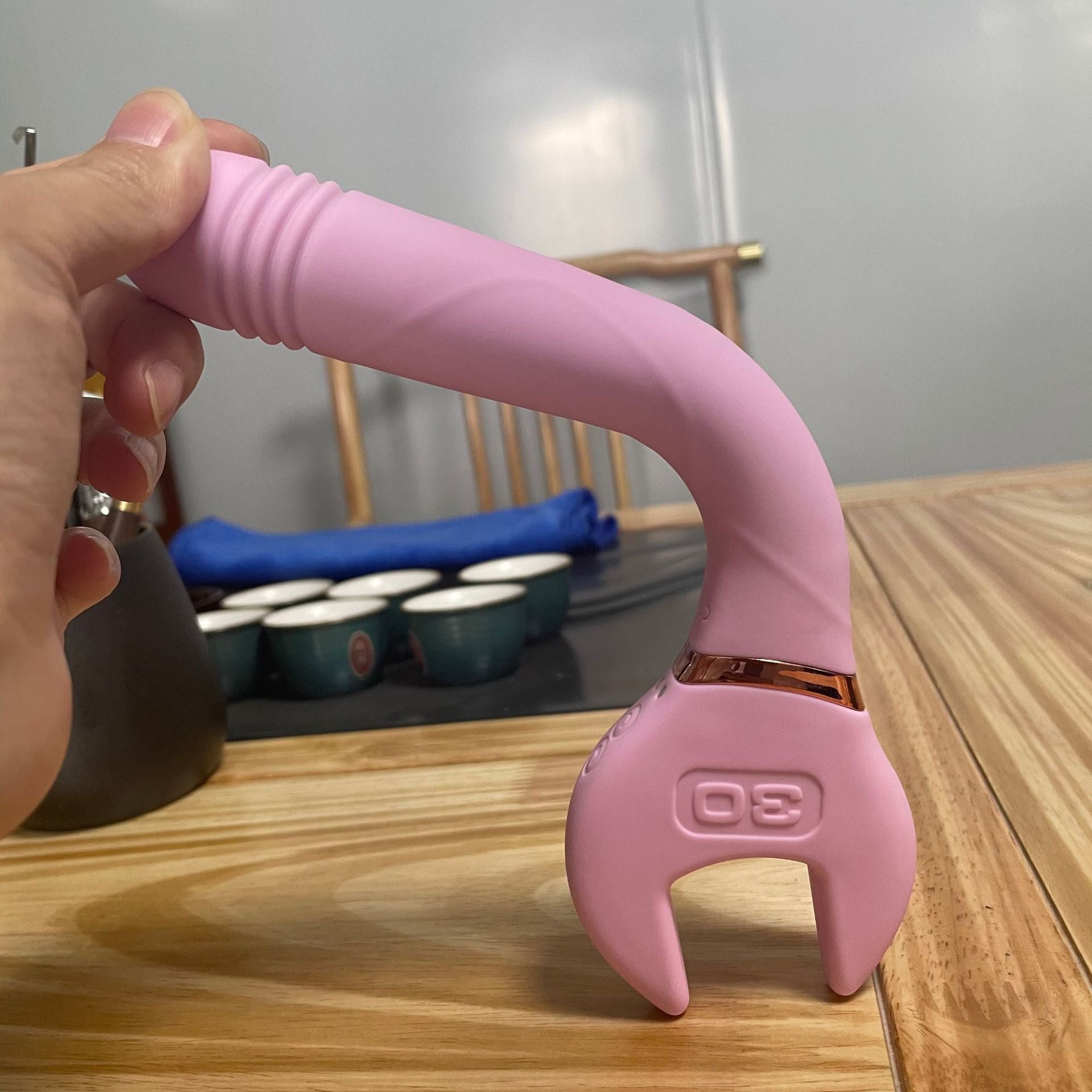 Repear Wrench – Cosplay Self-Retracter.