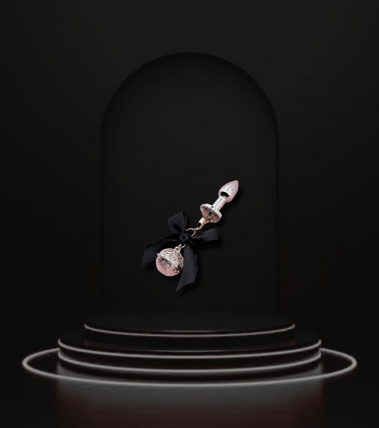 Aurum Allure Vibrating Nipple Clamps.