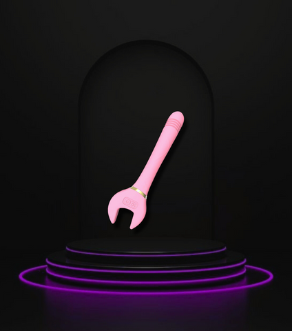 Repear Wrench – Cosplay Self-Retracter.